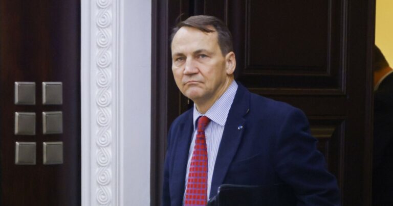 Radosław Sikorski został oszukany - Ministerstwo Spraw Zagranicznych ujawnia szczegóły