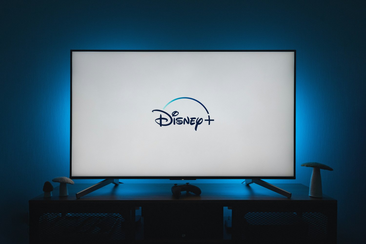 Nowy serial z udziałem kultowego komika już dostępny na Disney+. W obsadzie pojawiają się także inne gwiazdy