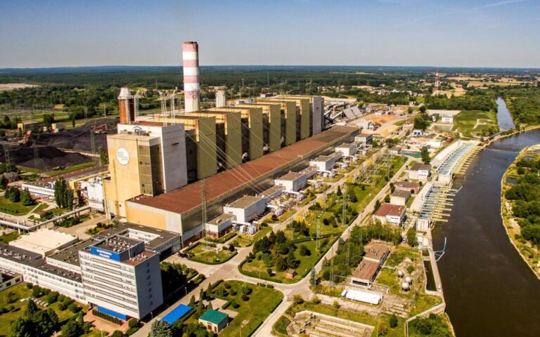 Energetyczny boom: co napędza wzrosty kursów spółek sektora?
