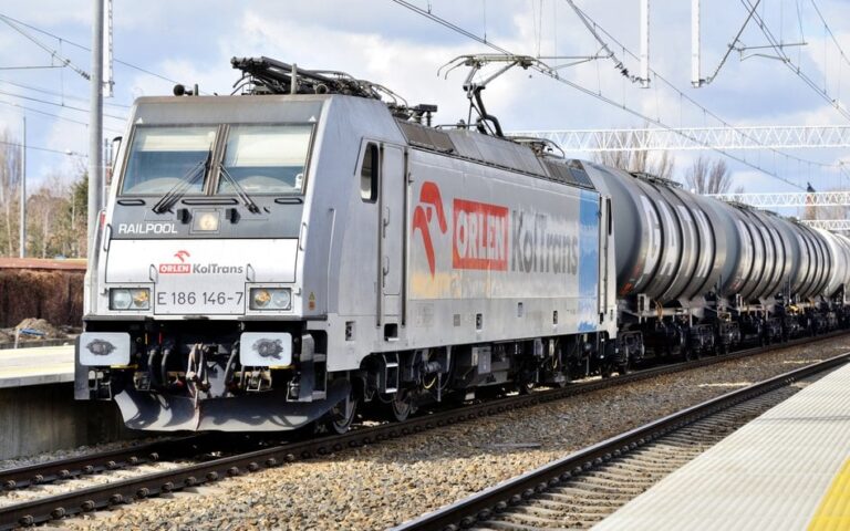 Orlen Kolej stawia na transport wewnątrz Grupy