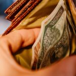Wyższe opłaty za większe zyski – TFI wprowadzają podwyżki Lub: Większe korzyści kosztują więcej – fundusze inwestycyjne podnoszą opłaty Lub: TFI podnoszą opłaty, obiecując atrakcyjniejsze zyski Lub: Drogie zyski: fundusze inwestycyjne podwyższają stawki Lub: Droższe zarządzanie za wyższą stopę zwrotu – nowe opłaty w TFI