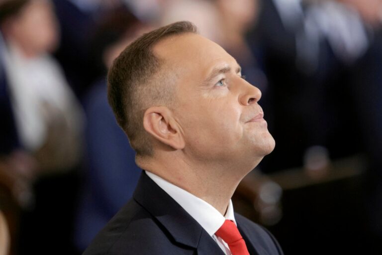 Szef NIK zapowiada weto wobec dwóch kluczowych ustaw. Burza po jego deklaracji