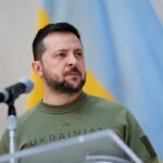 Oto kilka propozycji unikalnych tytułów o tym samym sensie: 1. Zełenski apeluje do Trumpa o stanowcze kroki USA 2. Czego Zełenski oczekuje od Trumpa? Domaga się silnej reakcji Stanów Zjednoczonych 3. Zełenski żąda od Trumpa konkretnych działań Ameryki 4. Prezydent Ukrainy wzywa Trumpa do podjęcia zdecydowanych działań przez USA 5. Zełenski naciska na Trumpa w sprawie jasnego stanowiska USA Jeśli chcesz bardziej formalny lub dynamiczny tytuł, napisz, a dostosuję.