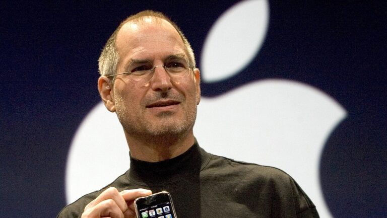 iPhone na początku wyśmiewany przez konkurencję – później podbił świat