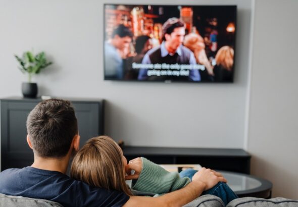 Innowacyjne zmiany w umowach na usługi telekomunikacyjne. Co warto wiedzieć?