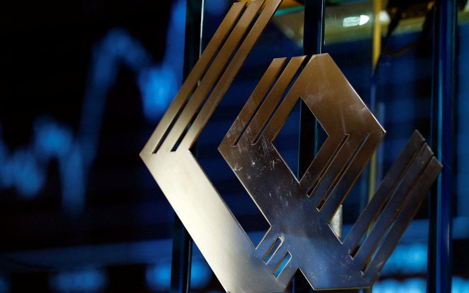 Oto kilka propozycji unikalnych tytułów o zachowanym sensie: 1. Jakie firmy wyróżnią się wynikami w nadchodzącym sezonie? 2. Które przedsiębiorstwa zaskoczą wynikami w tym okresie? 3. Na które spółki warto zwrócić uwagę ze względu na wyniki w tym sezonie? 4. Jakie spółki mogą olśnić wynikami w najbliższych miesiącach? 5. Które firmy zaprezentują imponujące wyniki w tym sezonie? Jeśli zależy Ci na większej unikalności lub innym stylu, mogę przygotować kolejne wersje!