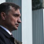 Zbigniew Ziobro odpuścił bez walki. Takie poddanie się to zły sygnał [KOMENTARZ]