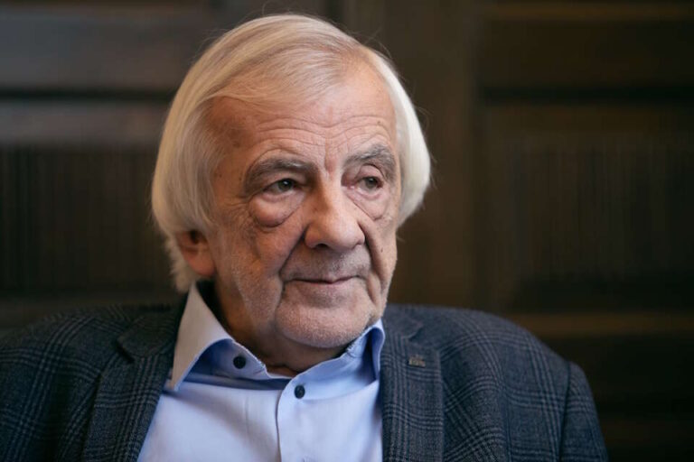 Atak przy użyciu koktajlu Mołotowa na dom członka ROG. Terlecki: Zamach na ludzkie życie