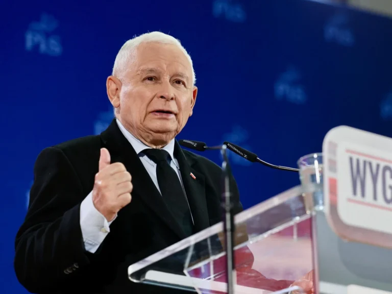 Kaczyński wrócił do zdrowia? „Prezes ledwo pojawił się z powrotem, a już musi rozwiązywać kryzys”