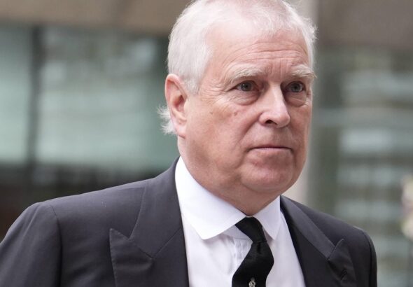 Eks-książę ponosi konsekwencje 16-letniej relacji z Epsteinem. Historyczna decyzja po wiekach