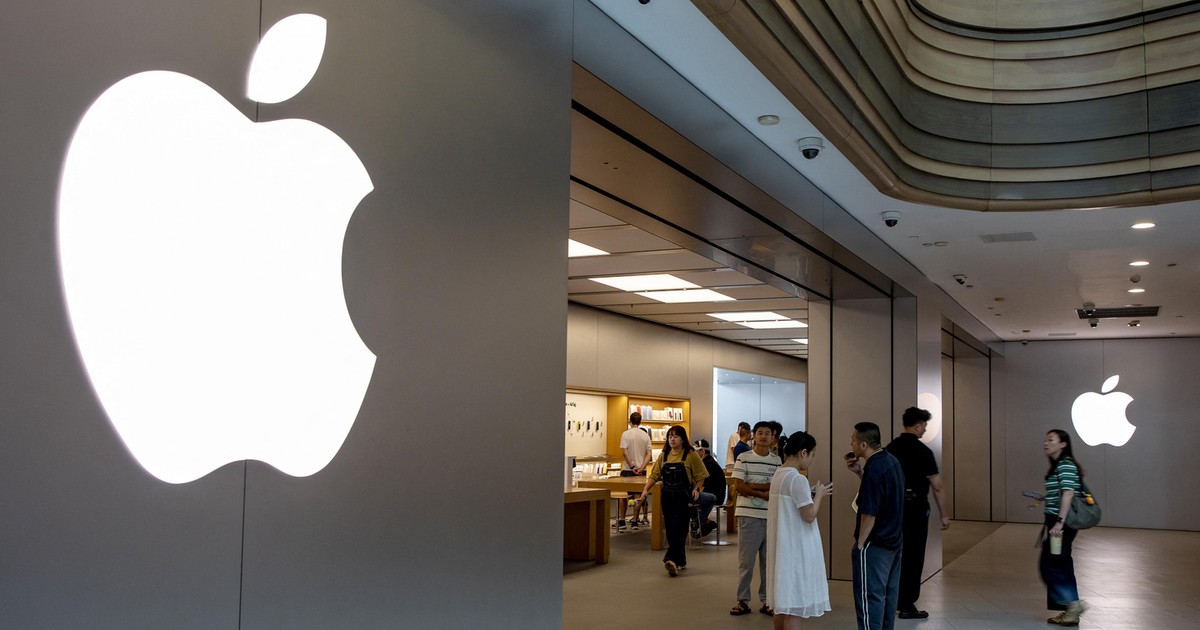 Oto kilka alternatywnych tytułów o zachowanym sensie i unikalnej formie: 1. Ekspert Apple zapowiada koniec ery iPhone'ów 2. Apple sugeruje zmierzch iPhone’ów – ich czas dobiega końca 3. Przedstawiciel Apple: Era iPhone’ów zbliża się do końca 4. Apple bez złudzeń – dni iPhone’ów są policzone 5. Reprezentant Apple otwarcie: Nieuchronny koniec iPhone’ów