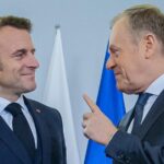 Oto kilka propozycji unikalnych tytułów, zachowujących sens oryginału: 1. 1471. dzień wojny. Czy ochrona atomowa Francji uchroni nas przed scenariuszem ukraińskim? 2. 1471. dzień konfliktu. Czy francuski parasol nuklearny zabezpieczy nas przed losem Ukrainy? 3. 1471. doba wojny. Czy francuska tarcza atomowa oddali zagrożenie ukraińskim scenariuszem? 4. 1471. dzień wojny. Czy pod francuskim parasolem atomowym unikniemy losu Ukrainy? 5. 1471. dzień inwazji. Czy francuska obrona nuklearna ochroni nas przed losem Ukrainy?