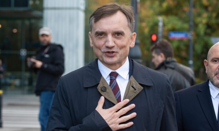 Zbigniew Ziobro otrzymał polityczny azyl na Węgrzech