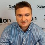 Oto kilka propozycji unikalnych tytułów o tym samym sensie: 1. Wstępne przewidywania na nadchodzący rok 2. Prognozy na początek nowego roku 3. Co przyniesie przyszły rok? Pierwsze analizy 4. Noworoczne prognozy: czego się spodziewać? 5. Zapowiedzi i oczekiwania na kolejny rok 6. Nowy rok – pierwsze przewidywania 7. Pierwsze spojrzenie na prognozy na przyszły rok