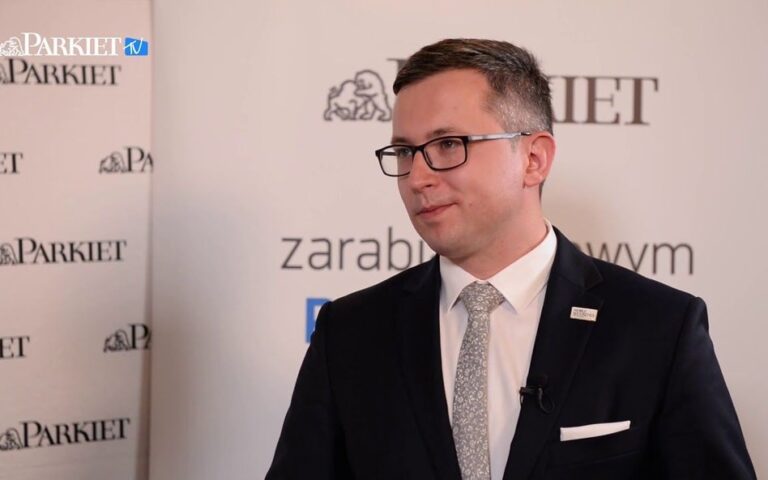 Rozbieżności w polityce pieniężnej